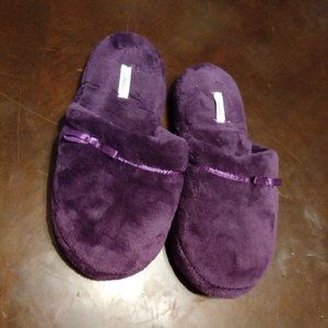 SOMA PURPLE FUZZY SLIPPERS